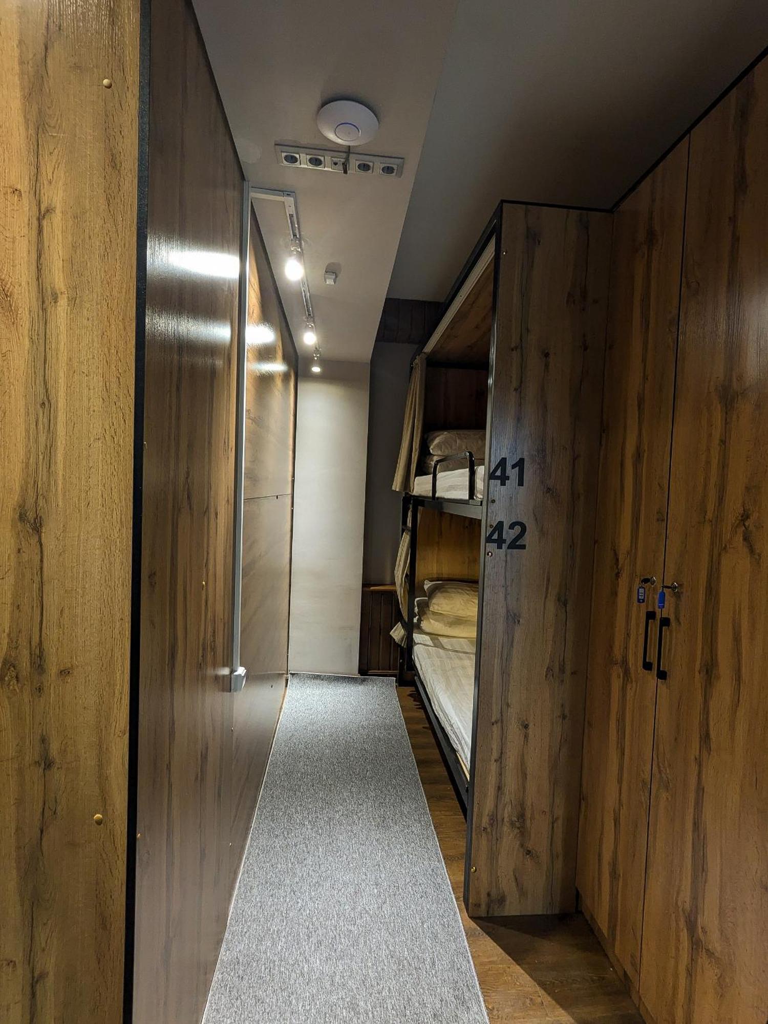 Aiva Hostel 비슈케크 외부 사진