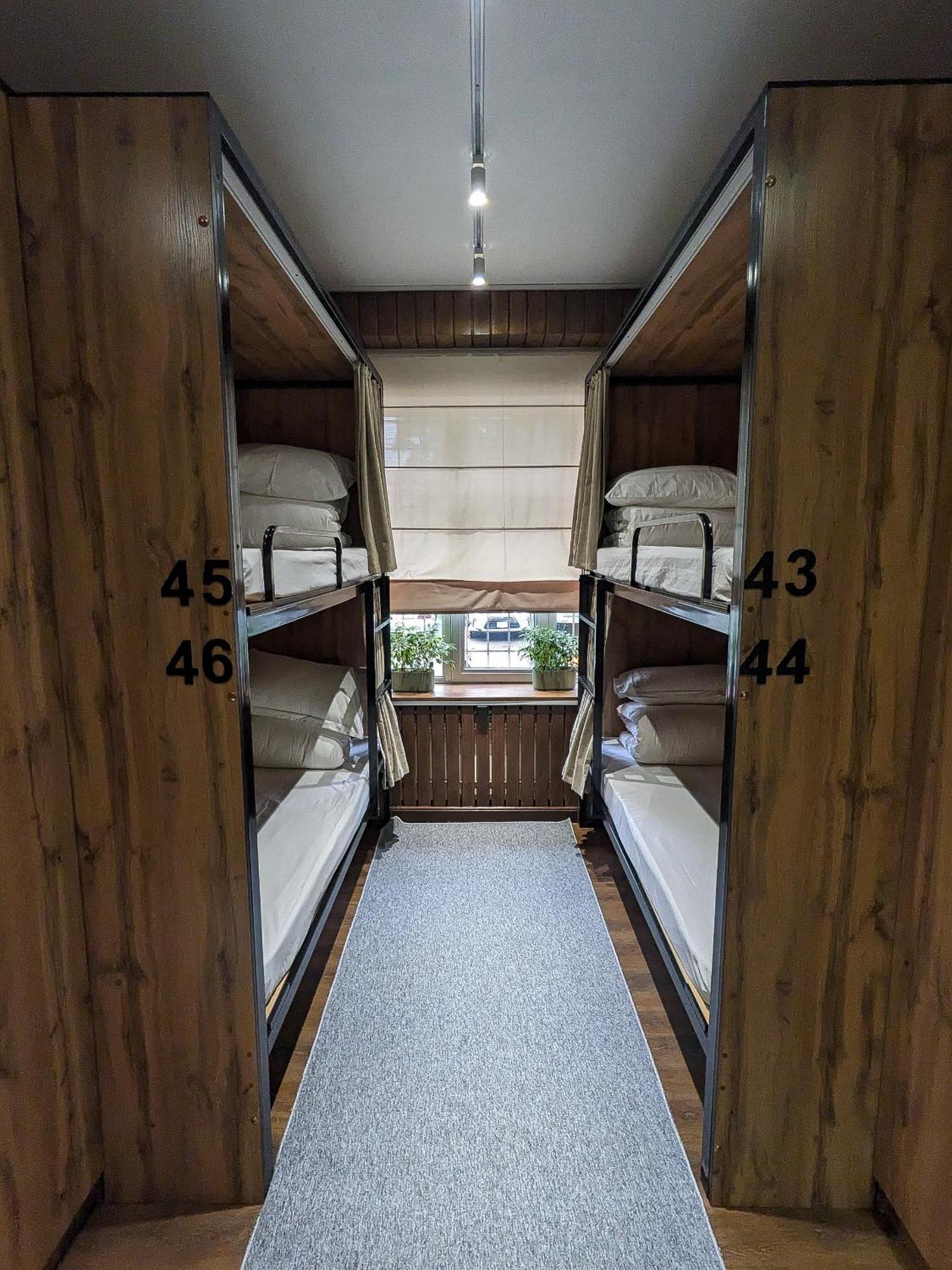 Aiva Hostel 비슈케크 외부 사진
